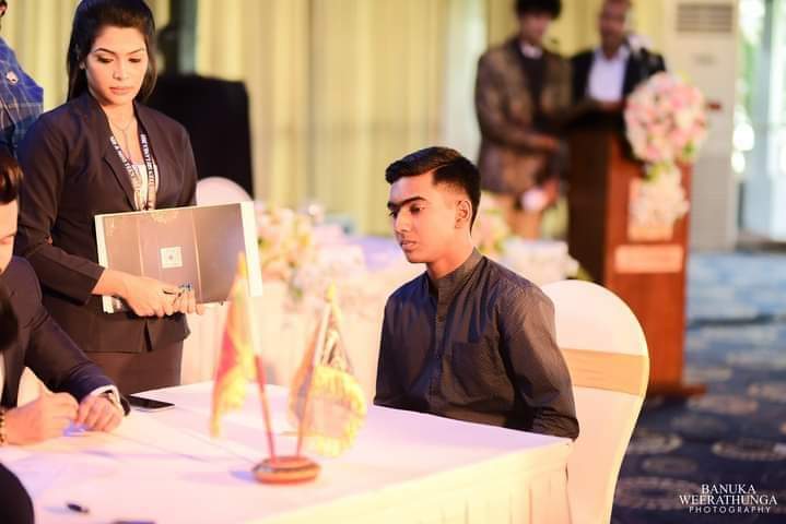 Signing the agreements as the Official Audio Partner in Mr.&.Miss Teen Sri Lanka 2021.